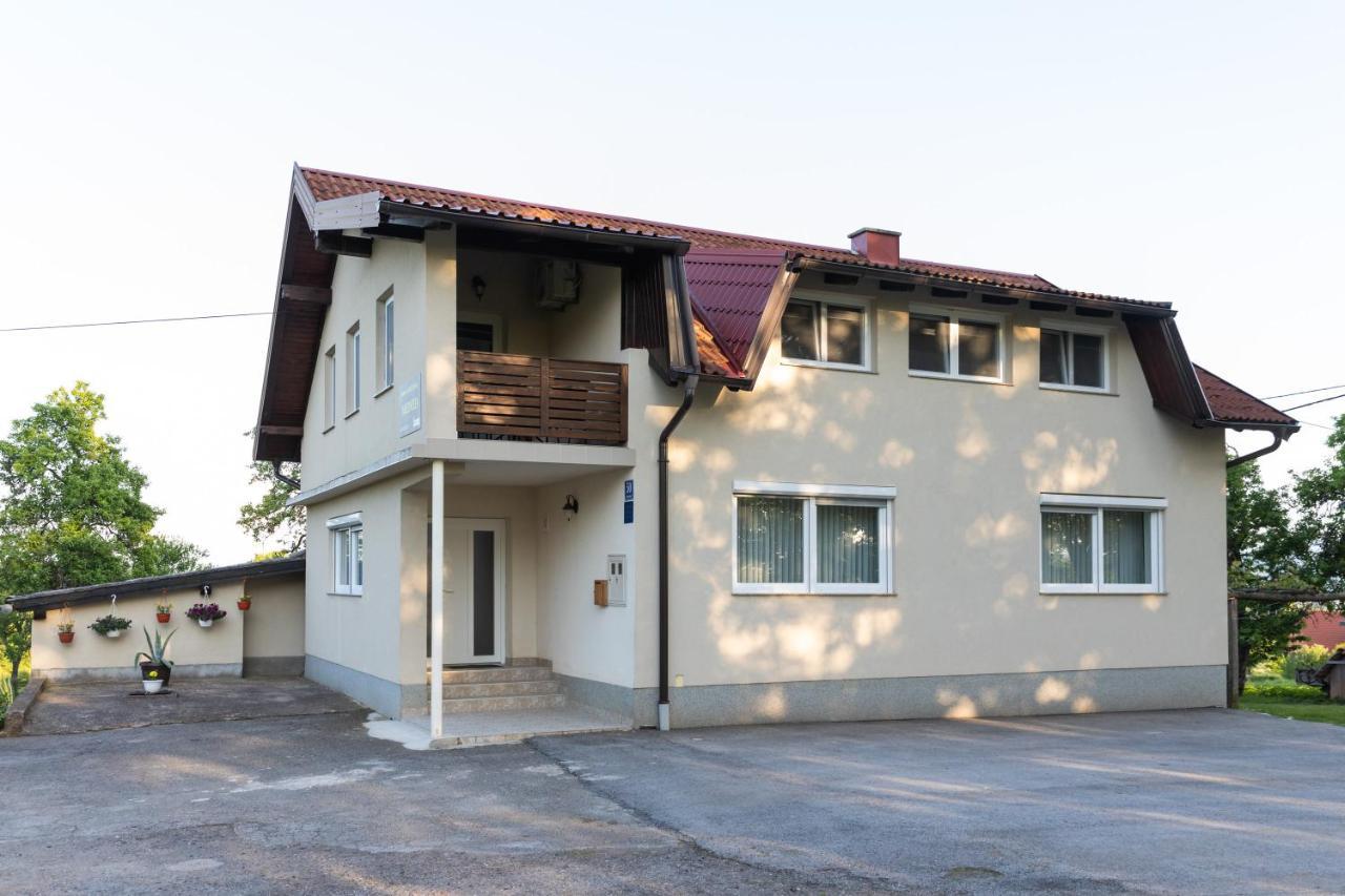 Apartman Medved Slunj Exterior photo